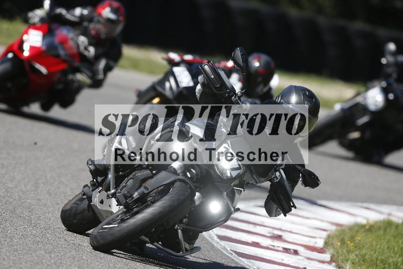 /Archiv-2025/48 25.08.2025 Cornu Master School ADR/blau-bleu/117